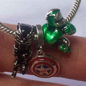 Pandora brasalet size 17,16